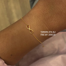 Load image into Gallery viewer, Gold Infinity Bracelet