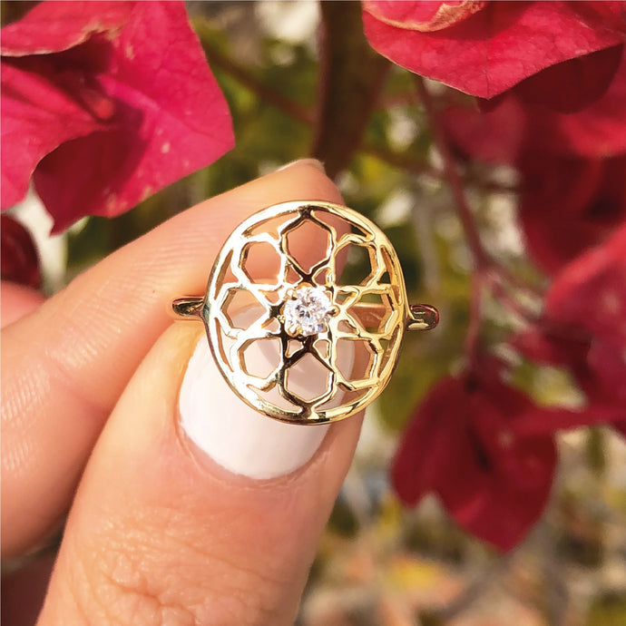 Gold Arabesque Circle Ring