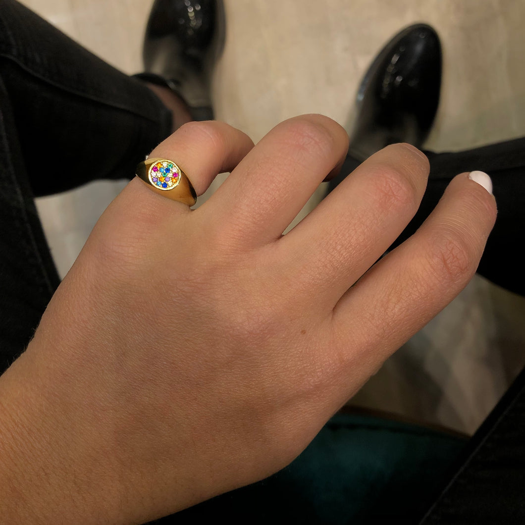 Gold Circle Colored Stones Pinky Ring