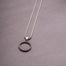 Load image into Gallery viewer, Swirl Silver Necklace