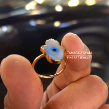 Load image into Gallery viewer, Gold with Pearl Hand Ring